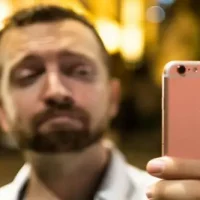 Cách Selfie Đẹp Bằng Iphone: Bí Kíp Từ A Đến Z Cho Những Bức Ảnh Hoàn Hảo