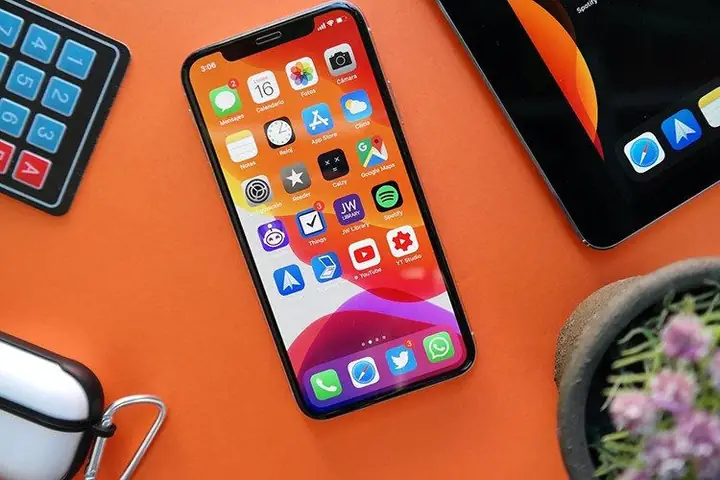 Cửa Hàng Iphone Trà Vinh
