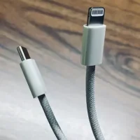 Hình Ảnh Dây Sạc Iphone: Từ Thiết Kế Đến Lựa Chọn Thông Minh Cho Người Dùng