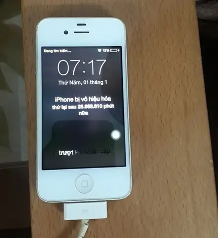 Iphone Bị Khoá 50 Năm