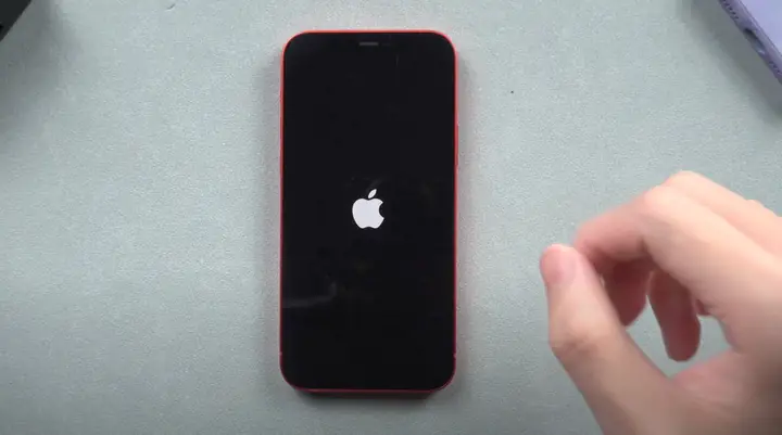 Iphone Frozen On Apple Logo
