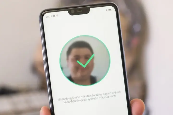 Nhận Diện Khuôn Mặt Trên Iphone