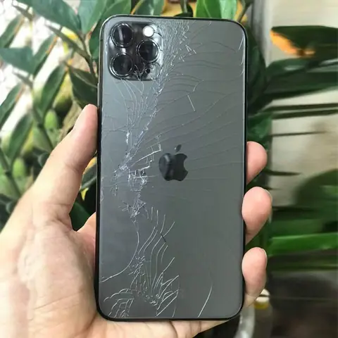 Thay Kính Lưng Iphone 11