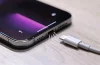 Cách Vệ Sinh Chân Sạc Iphone Đúng Cách: Hướng Dẫn Chi Tiết Từng Bước Để Giữ Thiết Bị Luôn Hoạt Động Mượt Mà