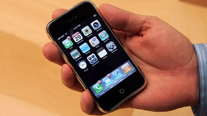 Iphone Đầu Tiên Của Apple Iphone Đầu Tiên Của Apple