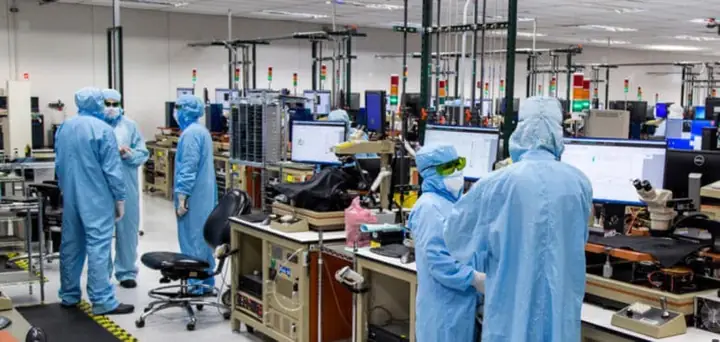 Iphone Sản Xuất Tại Mỹ