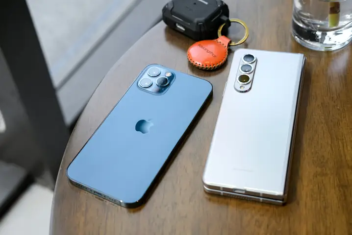 Is Samsung Better Than Iphone Is Samsung Better Than Iphone