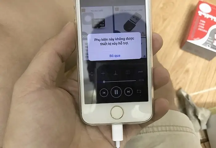 Mở Khoá Phụ Kiện Iphone