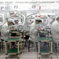 Nhà Máy Lắp Ráp Iphone: Cấu Trúc, Quy Trình Và Tác Động Kinh Tế Toàn Cầu