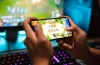 Ông Bố Đập Nát Iphone: Câu Chuyện Gây Sốc Trên Mạng Xã Hội Và Bài Học Cho Người Dùng Smartphone
