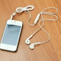 Tai Nghe In‑ear Cho Iphone: Lựa Chọn Hoàn Hảo Cho Trải Nghiệm Âm Thanh Đỉnh Cao