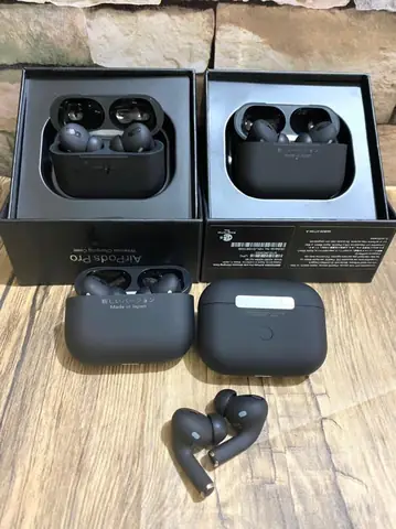 Tai Nghe Iphone Màu Đen